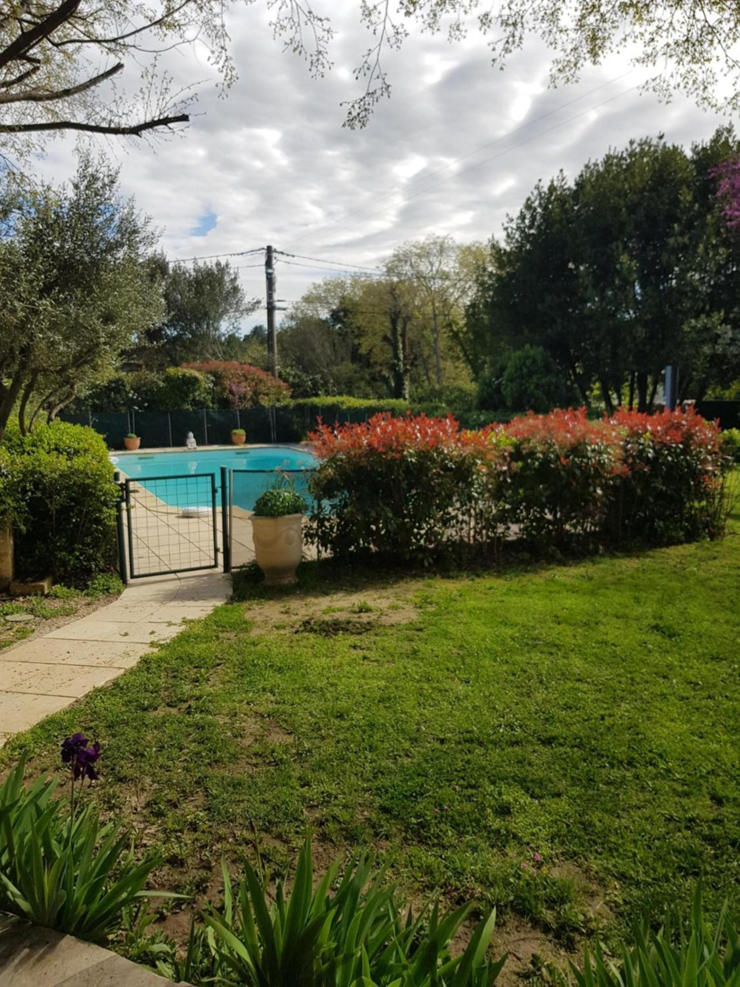 Cap Au Sud Sweet Home Nîmes Buitenkant foto